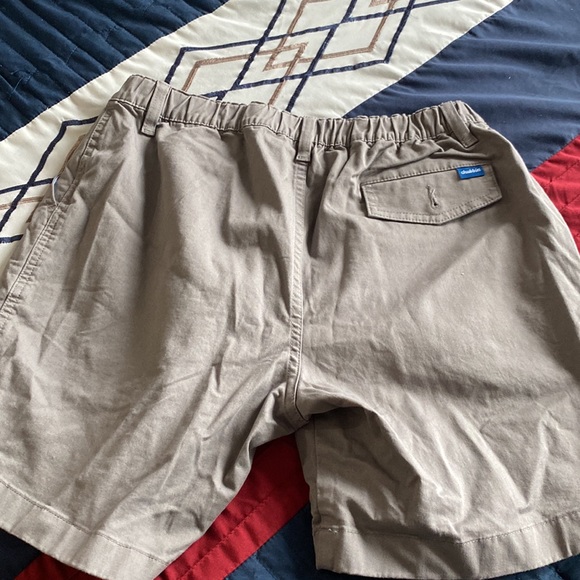 Chubbies Men’s medium 7” inseam shorts - grey - Picture 2 of 4